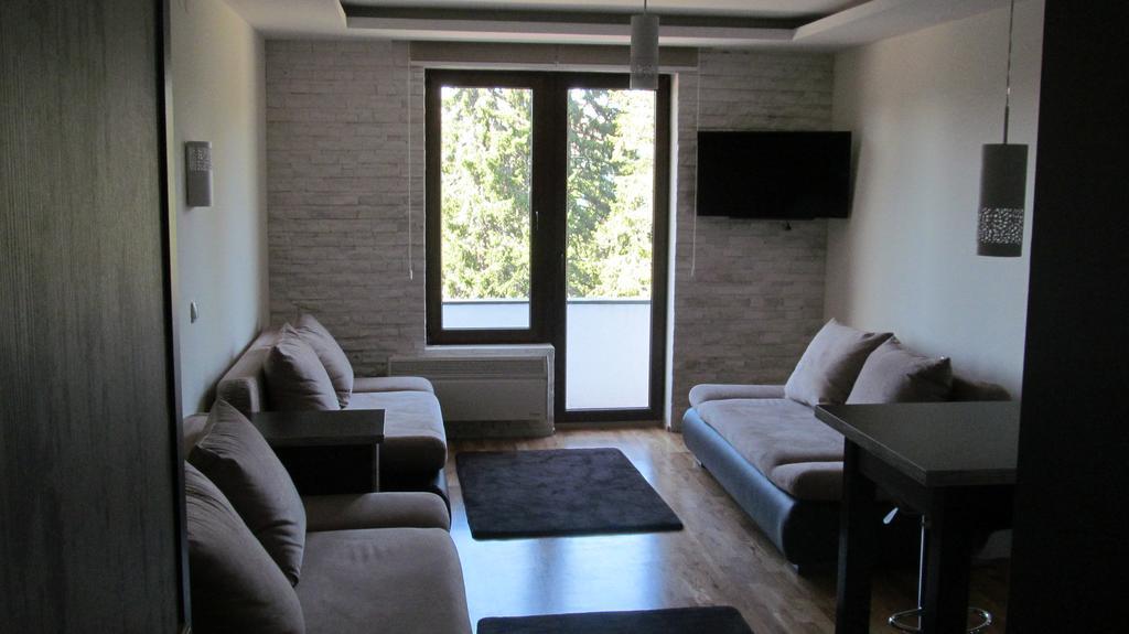 Apartments Vanja I Vrh โคเปานิก ภายนอก รูปภาพ